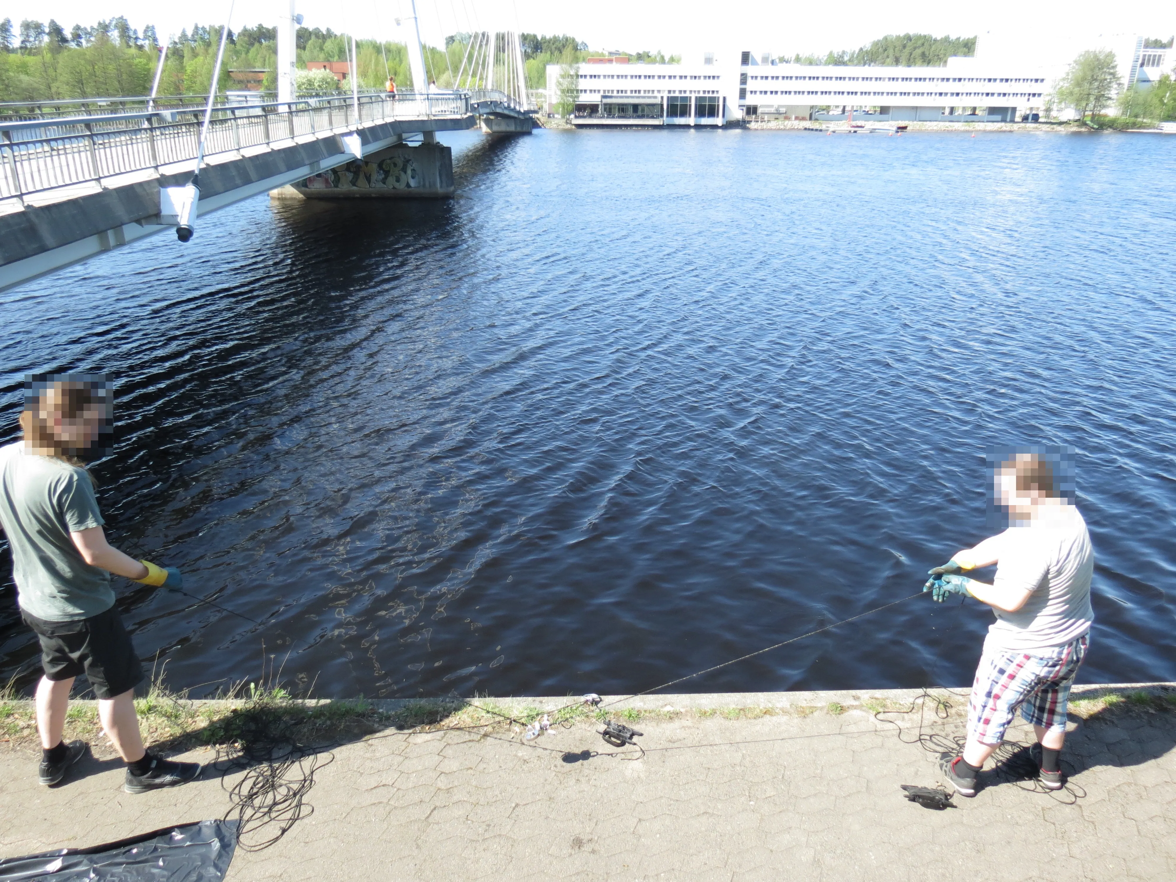 Magnets stuck together